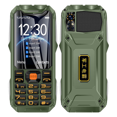 Хорошая цена. 4 SIM-карты 2G сотовый телефон Фонарик FM радио Q9 3,5 дюйма Долговечный онлайн